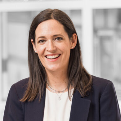 Portrait der Marketingleiterin des Küchenrings Julia Fenrich.