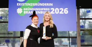 Küchenring-Gesellschafterin Clarissa Grasnick bei der Verleihung des Gründungspreises Brandenburg 2026 in der Kategorie Existenzgründerin.